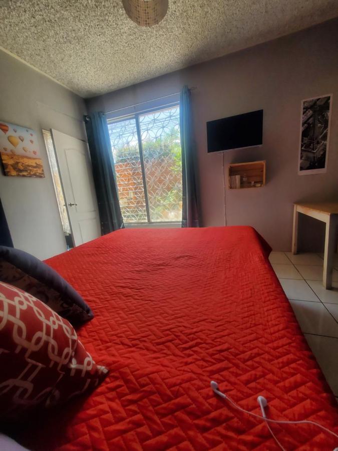 גואטמלה Hostal De Lucca מראה חיצוני תמונה